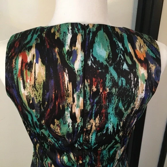 Multicolored high front and back sleeveless dress - Picture 8 of 11
